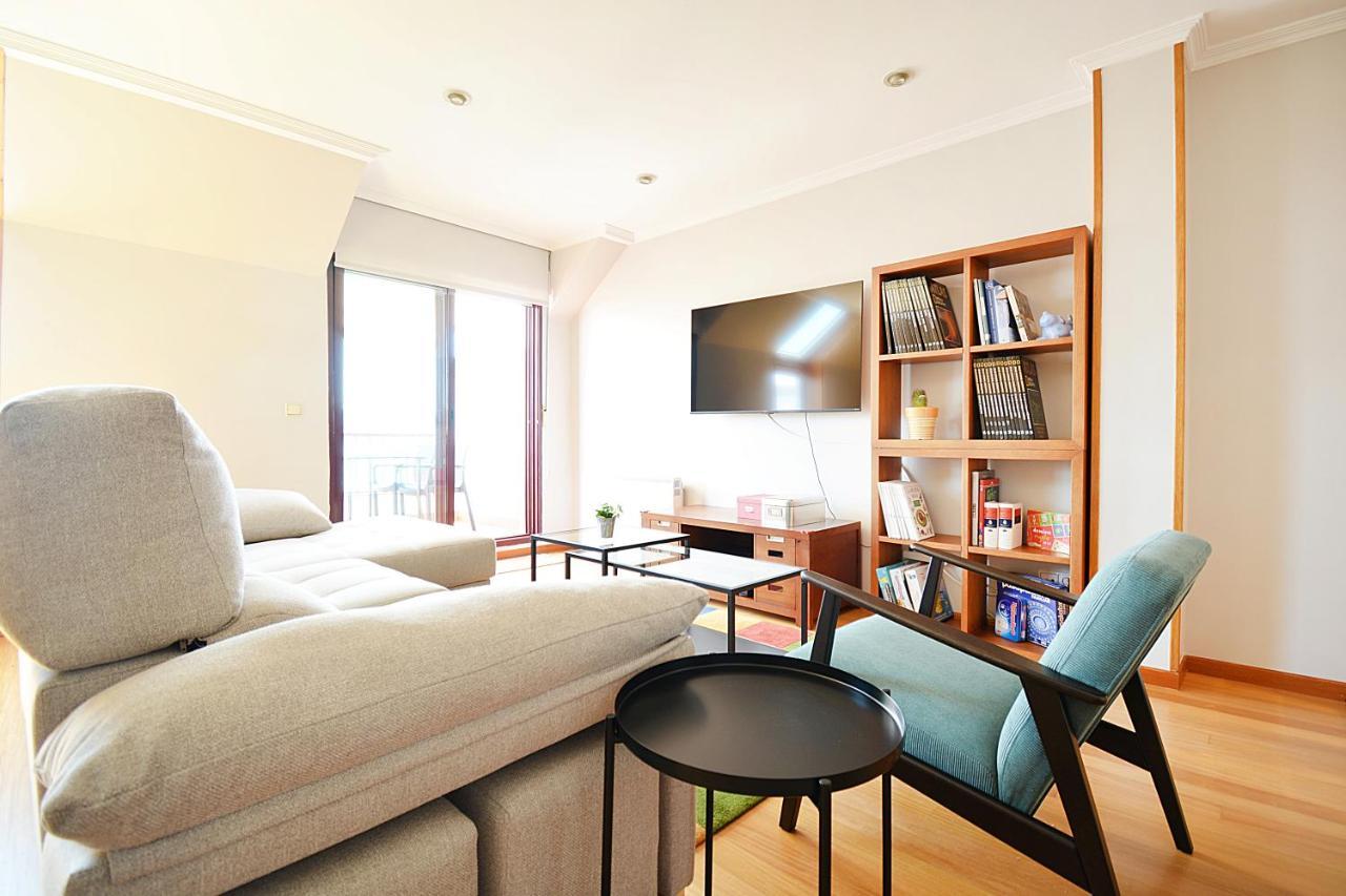 וילאגרסיה דה ארוסה Galihost - Atico Con Terraza Y Vistas Al Mar En Vilagarcia מראה חיצוני תמונה